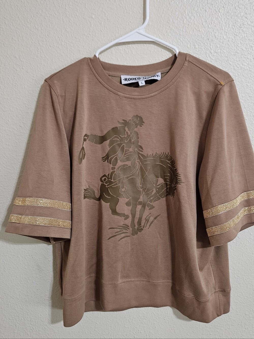 Rodeo Quincy Graphic Tee with Gold Trim
